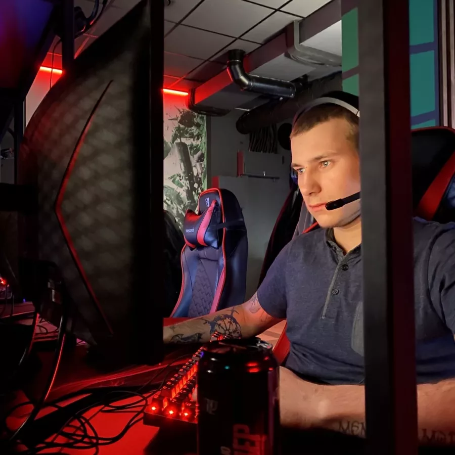 Кибер клуб Strike Arena в Санкт-Петербурге: Киберспорт, Games, Компьютерный клуб, Компьютер, Csgo, Dota, Команды, Соревнования, Ставкинакиберспорт, Друзья,