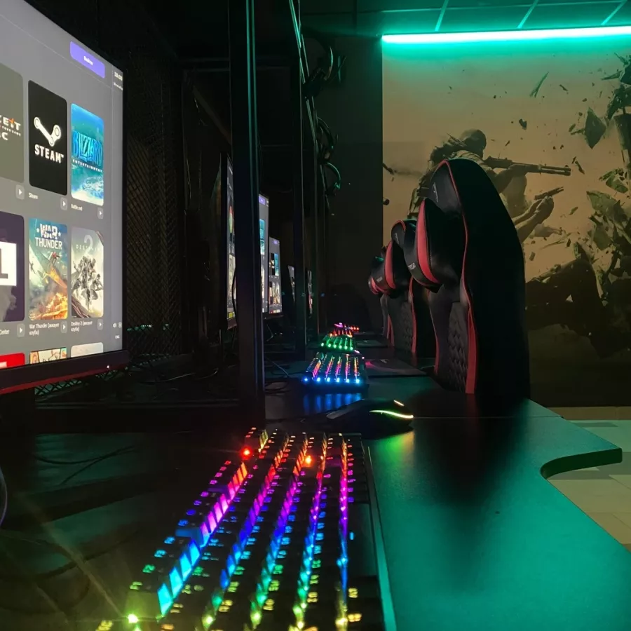 Кибер клуб Strike Arena в Санкт-Петербурге: Киберспорт, Games, Компьютерный клуб, Компьютер, Csgo, Dota, Команды, Соревнования, Ставкинакиберспорт, Друзья,