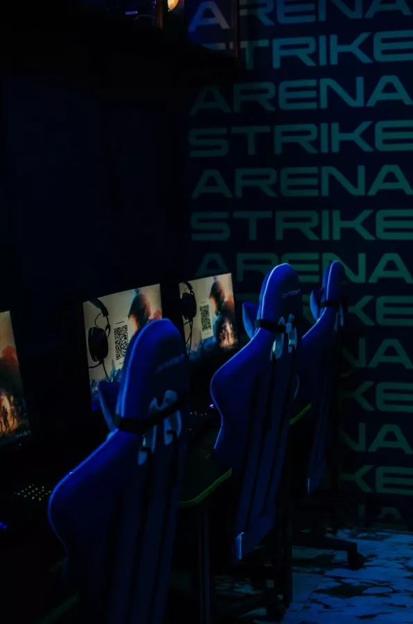 Кибер клуб Strike Arena в Санкт-Петербурге: Киберспорт, Games, Компьютерный клуб, Компьютер, Csgo, Dota, Команды, Соревнования, Ставкинакиберспорт, Друзья,