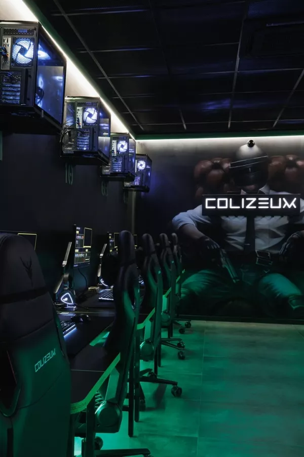 Кибер клуб Colizeum Premium в Санкт-Петербурге: Киберспорт, Games, Компьютерный клуб, Компьютер, Csgo, Dota, Команды, Соревнования, Ставкинакиберспорт, Друзья,