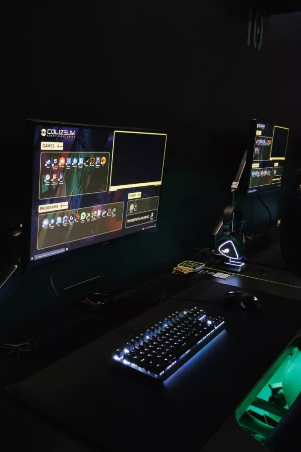 Кибер клуб Colizeum Premium в Санкт-Петербурге: Киберспорт, Games, Компьютерный клуб, Компьютер, Csgo, Dota, Команды, Соревнования, Ставкинакиберспорт, Друзья,