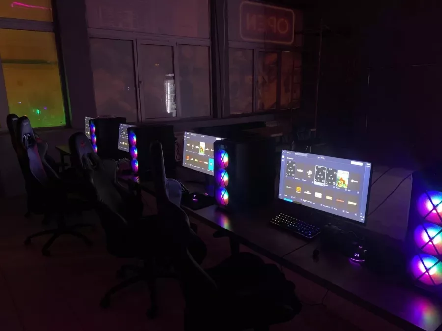 Компьютерный клуб Ферум в Санкт-Петербурге: Киберспорт, Games, Компьютерный клуб, Компьютер, Csgo, Dota, Команды, Соревнования, Ставкинакиберспорт, Друзья,