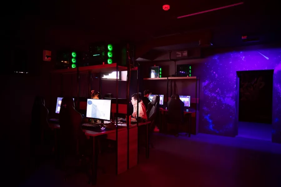 Компьютерный клуб High Skill в Санкт-Петербурге: Киберспорт, Games, Компьютерный клуб, Компьютер, Csgo, Dota, Команды, Соревнования, Ставкинакиберспорт, Друзья,