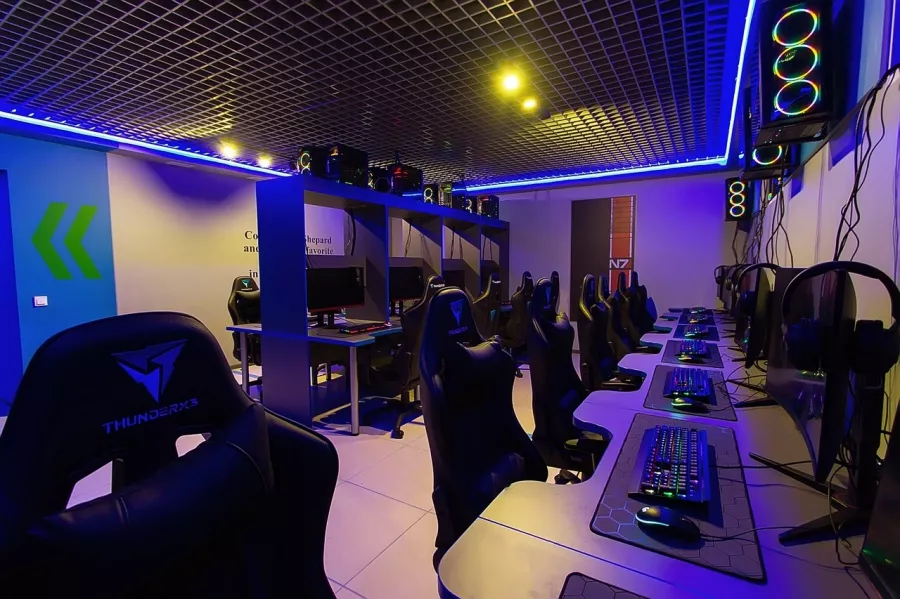Компьютерный клуб N7 Citadel в Санкт-Петербурге: Киберспорт, Games, Компьютерный клуб, Компьютер, Csgo, Dota, Команды, Соревнования, Ставкинакиберспорт, Друзья,