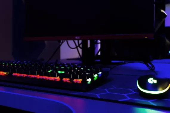 Компьютерный клуб "N7 Dark Star"