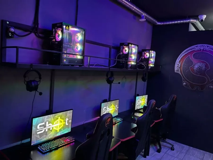 Компьютерный клуб Shot в Санкт-Петербурге: Киберспорт, Games, Компьютерный клуб, Компьютер, Csgo, Dota, Команды, Соревнования, Ставкинакиберспорт, Друзья, VIP-залы,