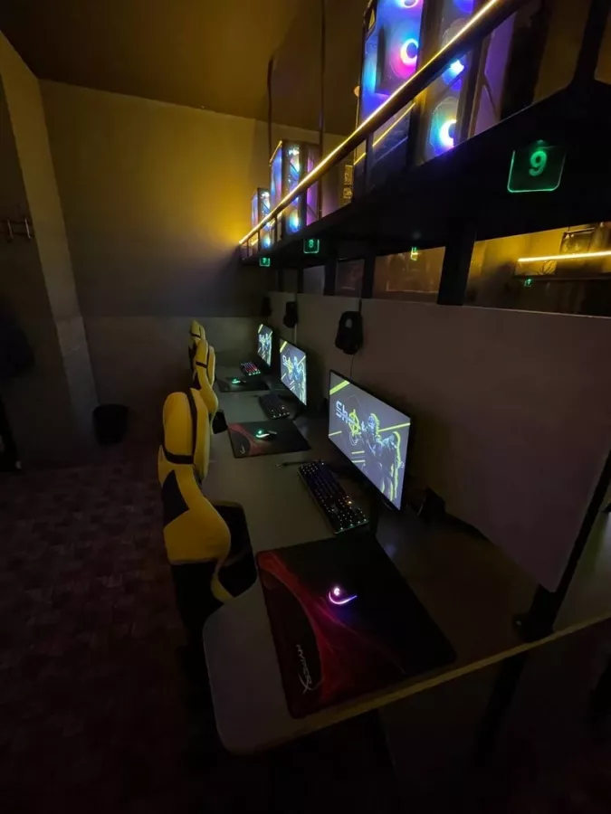 Компьютерный клуб Shot в Санкт-Петербурге: Киберспорт, Games, Компьютерный клуб, Компьютер, Csgo, Dota, Команды, Соревнования, Ставкинакиберспорт, Друзья, VIP-залы,
