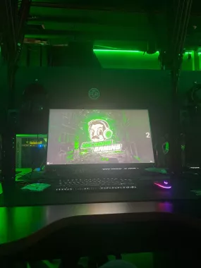 Кибер клуб "Escobar Gaming"