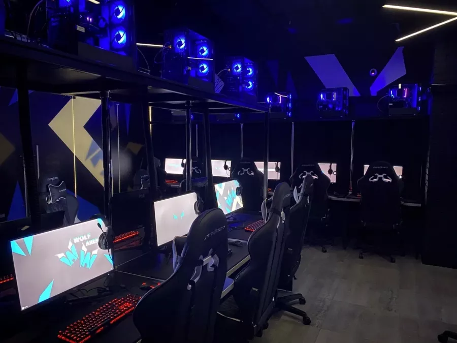 Компьютерный клуб Wolf Arena в Санкт-Петербурге: Киберспорт, Games, Компьютерный клуб, Компьютер, Csgo, Dota, Команды, Соревнования, Ставкинакиберспорт, Друзья, VIP-залы,