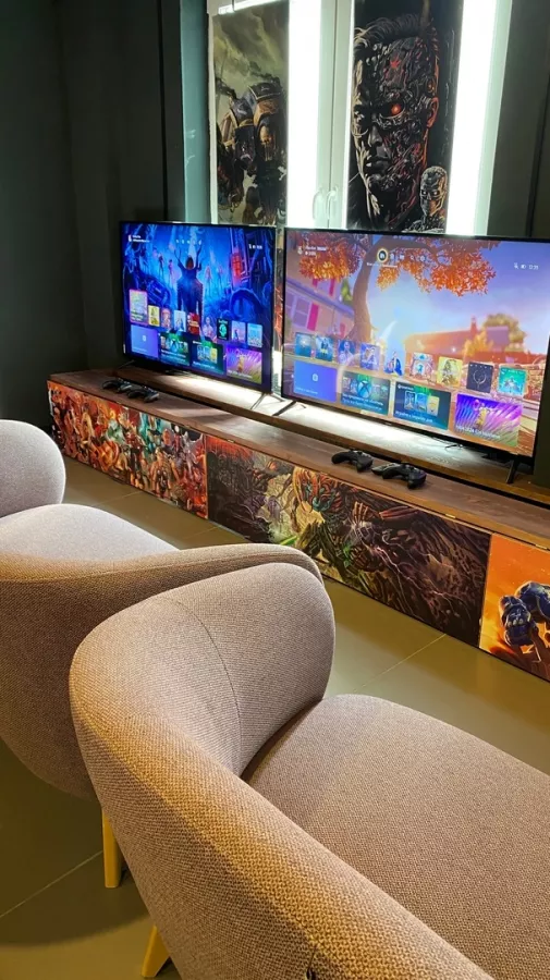 Компьютерный клуб Hesoyam в Санкт-Петербурге: Киберспорт, Games, Компьютерный клуб, Компьютер, Csgo, Dota, Команды, Соревнования, Ставкинакиберспорт, Друзья, VIP-залы,