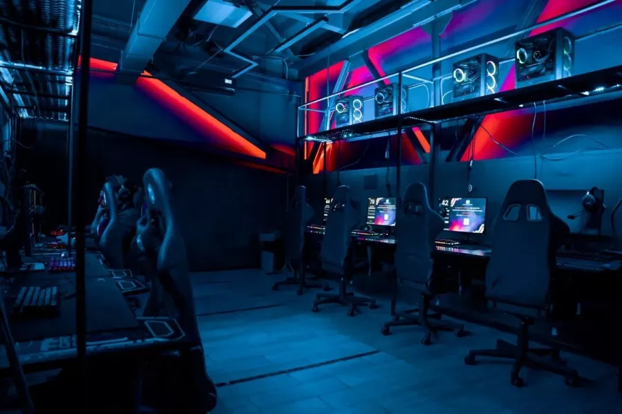 Компьютерный клуб Cybro в Москве: Киберспорт, Games, Компьютерный клуб, Компьютер, Csgo, Dota, Команды, Соревнования, Ставкинакиберспорт, Друзья, VIP-залы,