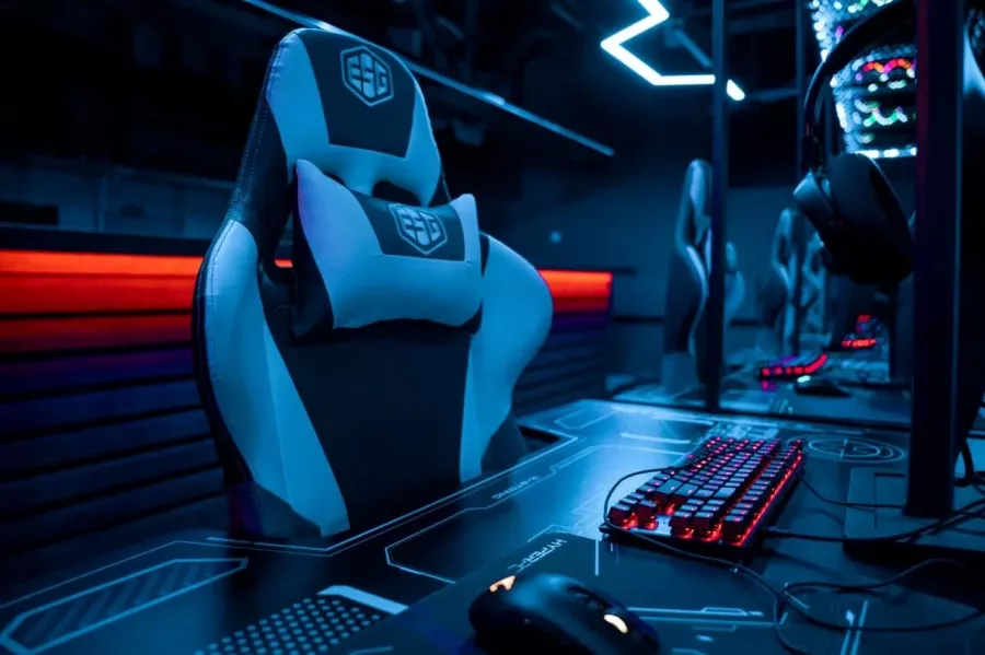 Компьютерный клуб Cybro в Москве: Киберспорт, Games, Компьютерный клуб, Компьютер, Csgo, Dota, Команды, Соревнования, Ставкинакиберспорт, Друзья, VIP-залы,