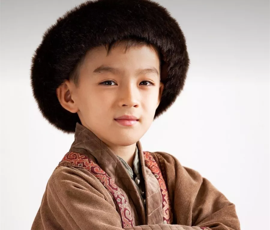 Модельная школа Dolce vita в Астане: Мода, Модельное агентство, Подиум, Кастинг,