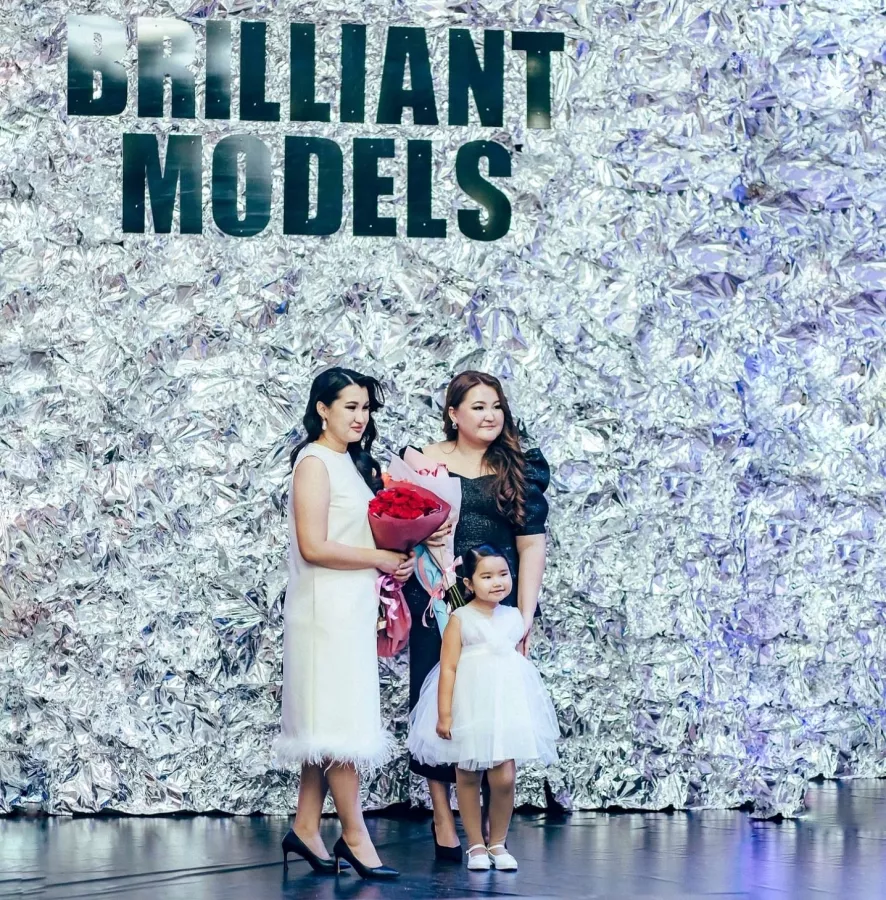Модельное агентство Brilliant Models в Астане: Модно, Модельное агентство , Школа моды, Кастинг, Моделинг, Модель, Показ мод, Фотопозирование ,