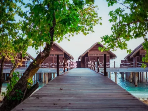 Турагентство "Coral Travel" на Александра Покрышкина