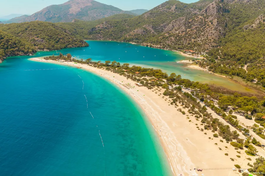 Туристическое агентство Coral Travel на Фурманной в Москве: Турагентство, Турфирма, Турист, Туры, Туризм, Горящие туры, Чилим, Отпуск, Путешествие, Море, Travel, Travelling, Sea, Trip, Rest,