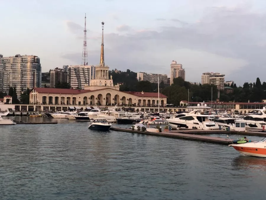 Экскурсионное бюро Юг-тур на Демократической 4 в Адлере: Экскурсия, Путешествие, Путешественник, Отпуск, Чилим, Гид, Красивый вид, Турист, Туризм, Beautiful view, Rest, Travelling, Travel,