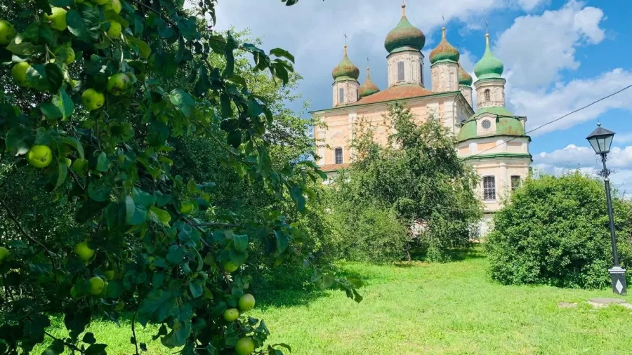 Туроператор Мос-тур на Пречистенской в Москве: Экскурсия, Путешествие, Путешественник, Отпуск, Чилим, Гид, Красивый вид, Турист, Туризм, Beautiful view, Rest, Travelling, Travel,