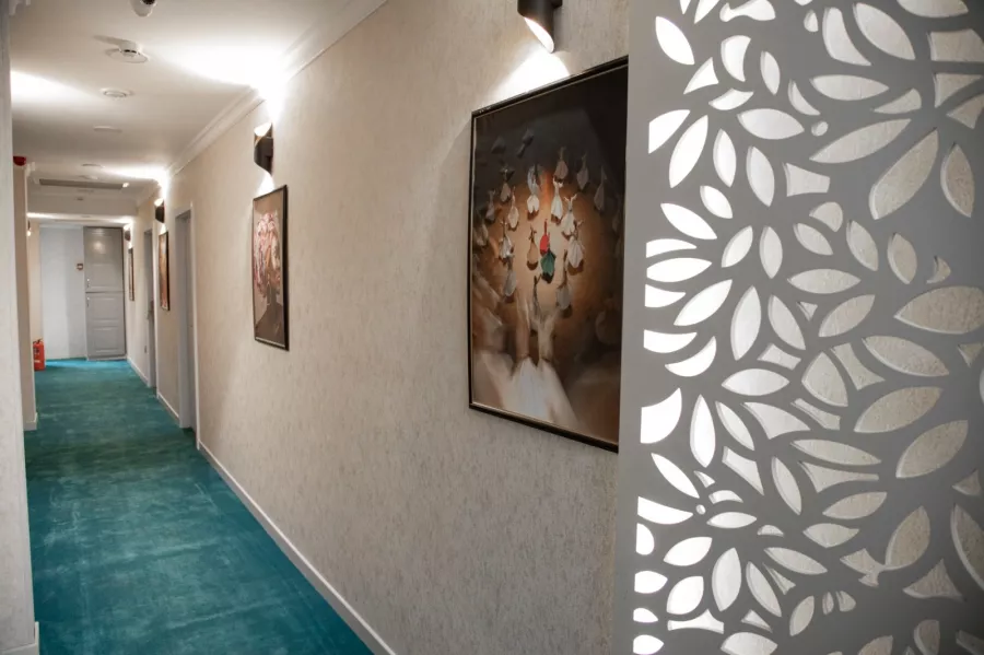 Essam Deluxe Hotel в Баку: Гостиница, Отпуск, Путешествие, Отель, Терраса, Вид из Окна,
