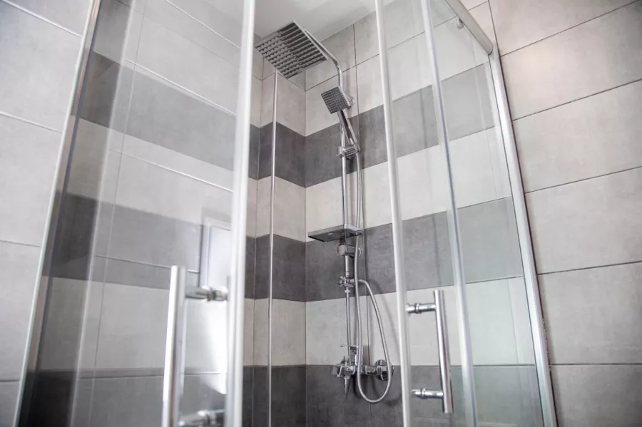 Essam Deluxe Hotel в Баку: Гостиница, Отпуск, Путешествие, Отель, Терраса, Вид из Окна,