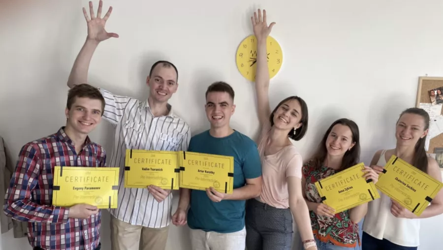 Языковая школа YOLK English School в Санкт-Петербурге: Иностранные языки , Изучение иностранных языков , Английский язык , Немецкий язык , Французский язык , Языковая школа , Полиглот, Learning , Language ,
