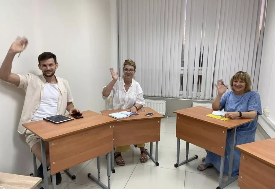 Языковая школа Privet English в Краснодаре: Иностранные языки , Изучение иностранных языков , Английский язык , Французский язык , Немецкий язык , Языковая школа , Полиглот , Language , Learning ,