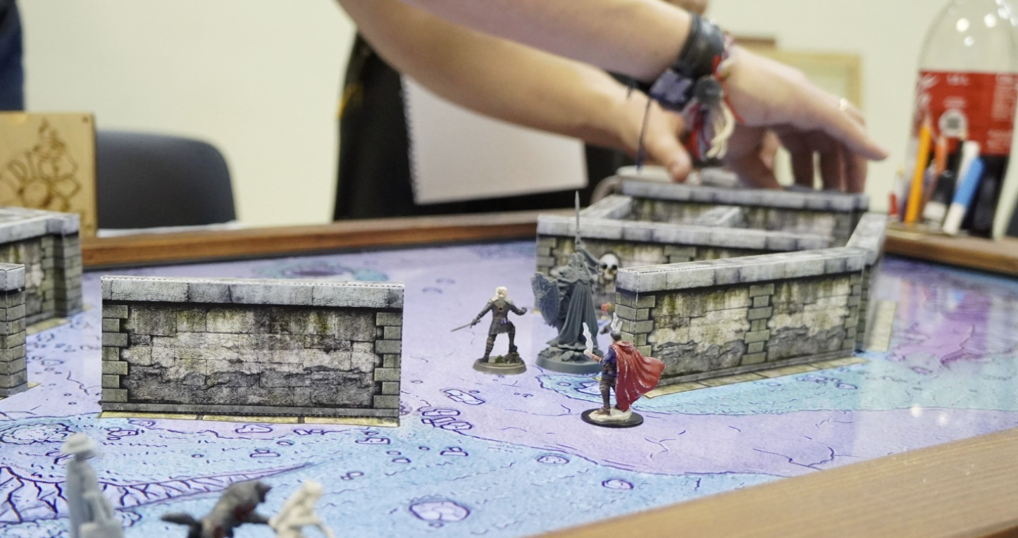 ​Клуб настольных ролевых игр "Вигвам"