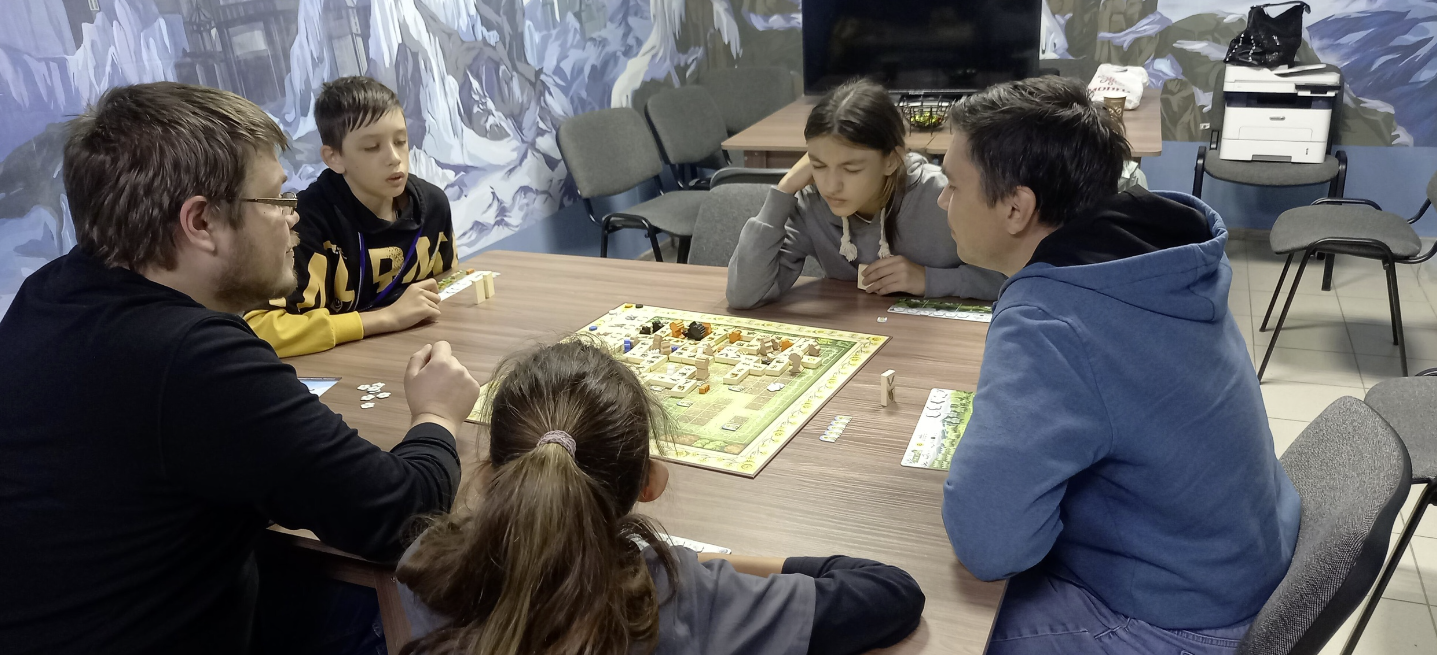 ​Клуб-магазин "Орден Двадцатигранника"