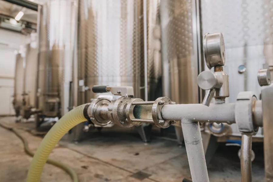 Винодельня Сухая гора в Новороссийске: Тур, Винодельня, Вино, Грузинская кухня, Экскурсия,