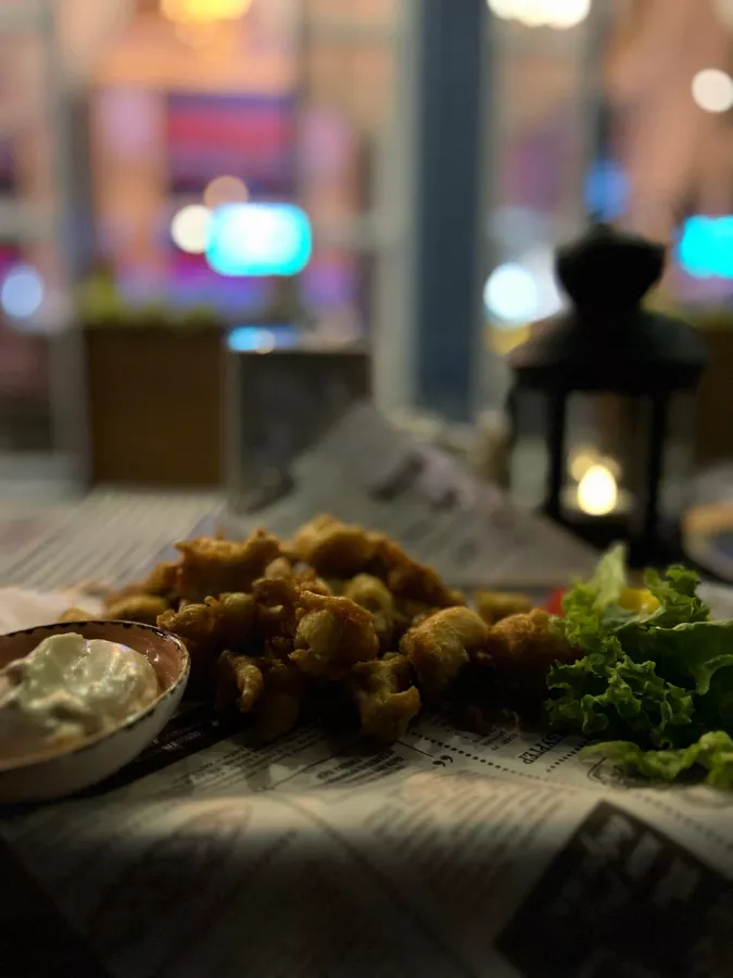 Кафе Маячок в Анапе: Вкусно, Морепродукты, Вид на маяк, Красивый вид, Алкоголь, День рождение, Кафе, Летняя веранда, Пиво, Рыбка, Маяк, Еда навынос, Оплата картой, Wi-Fi, Кофе с собой, Детское меню, Детская комната,