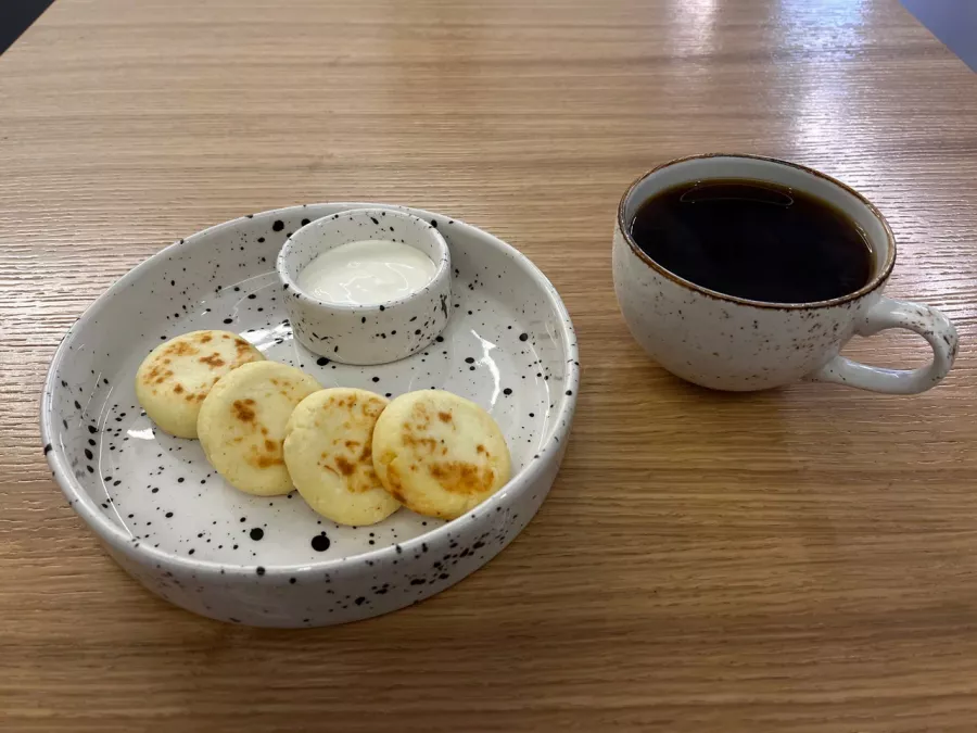 Кафе Маяк в Москве: Кафе, Кофе с собой, Вкусно, День рождение, Проведение банкетов , Не пропусти, Можно с ноутбуком, Средний чек 500 рублей, Красивый вид,