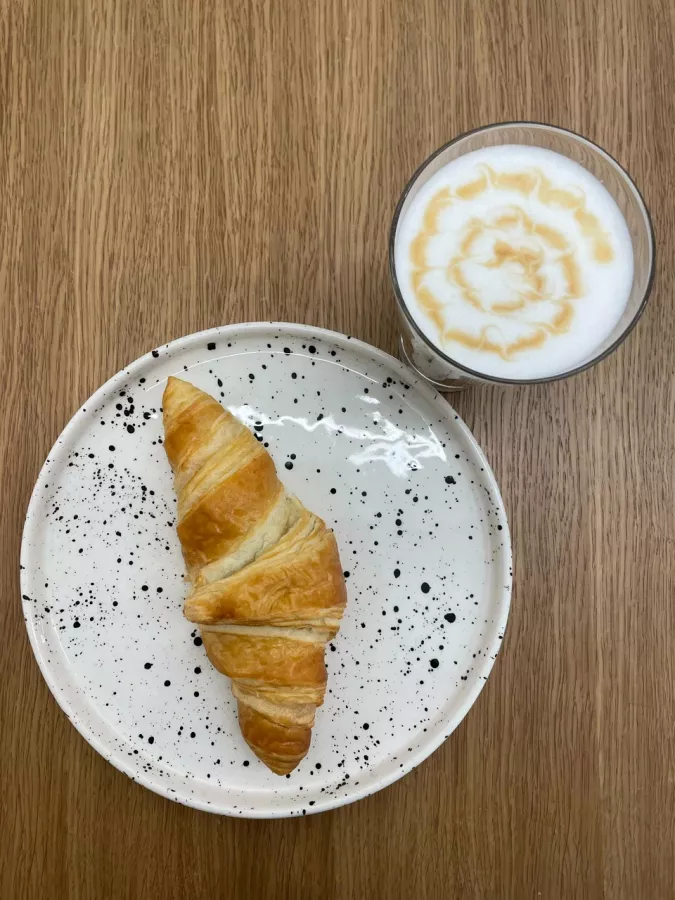 Кафе Маяк в Москве: Кафе, Кофе с собой, Вкусно, День рождение, Проведение банкетов , Не пропусти, Можно с ноутбуком, Средний чек 500 рублей, Красивый вид,