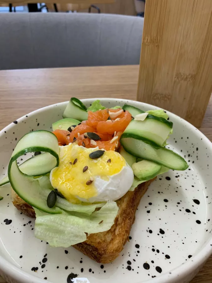 Кафе Маяк в Москве: Кафе, Кофе с собой, Вкусно, День рождение, Проведение банкетов , Не пропусти, Можно с ноутбуком, Средний чек 500 рублей, Красивый вид,