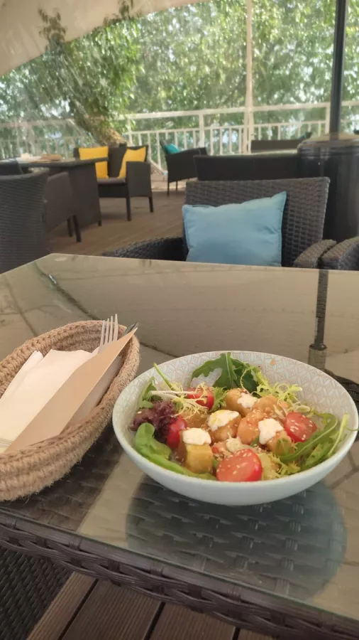 Ресторан Маяк в Москве: Русская кухня, Летняя веранда, Авторская кухня, Европейская кухня, Кальян, Танцпол, Кофе с собой, Еда навынос, Wi-Fi, Пандус, Вкусно, Красивый вид,