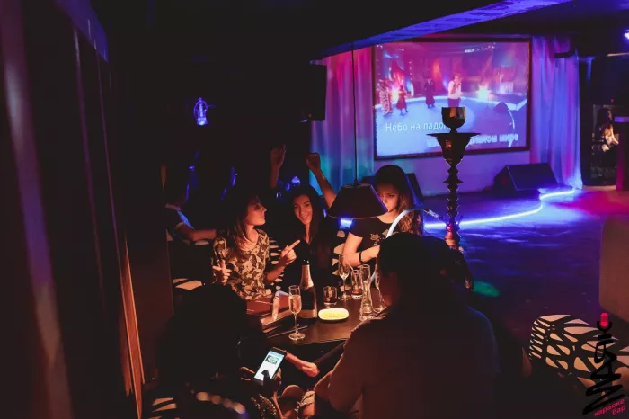Караоке-клуб Маяк  в  Москве