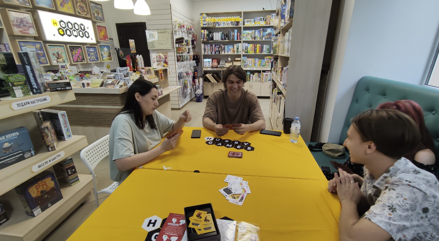 ​Магазин-клуб настольных игр "Hobby games"