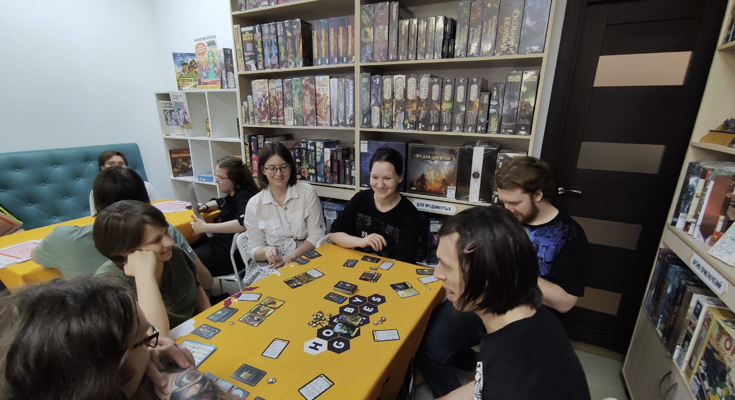​Магазин-клуб настольных игр "Hobby games"