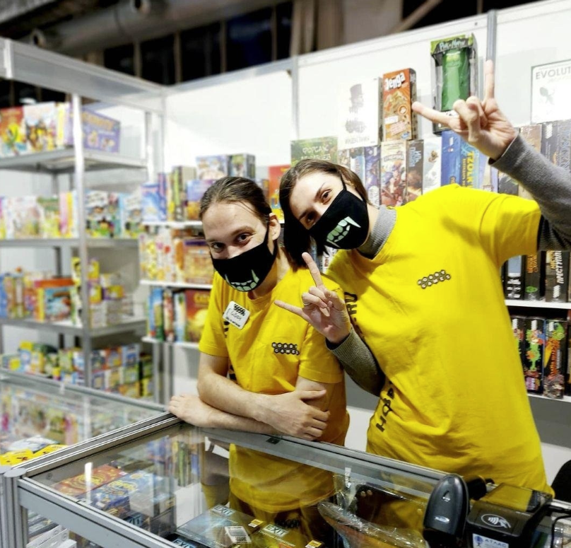 ​Магазин-клуб настольных игр "Hobby games"