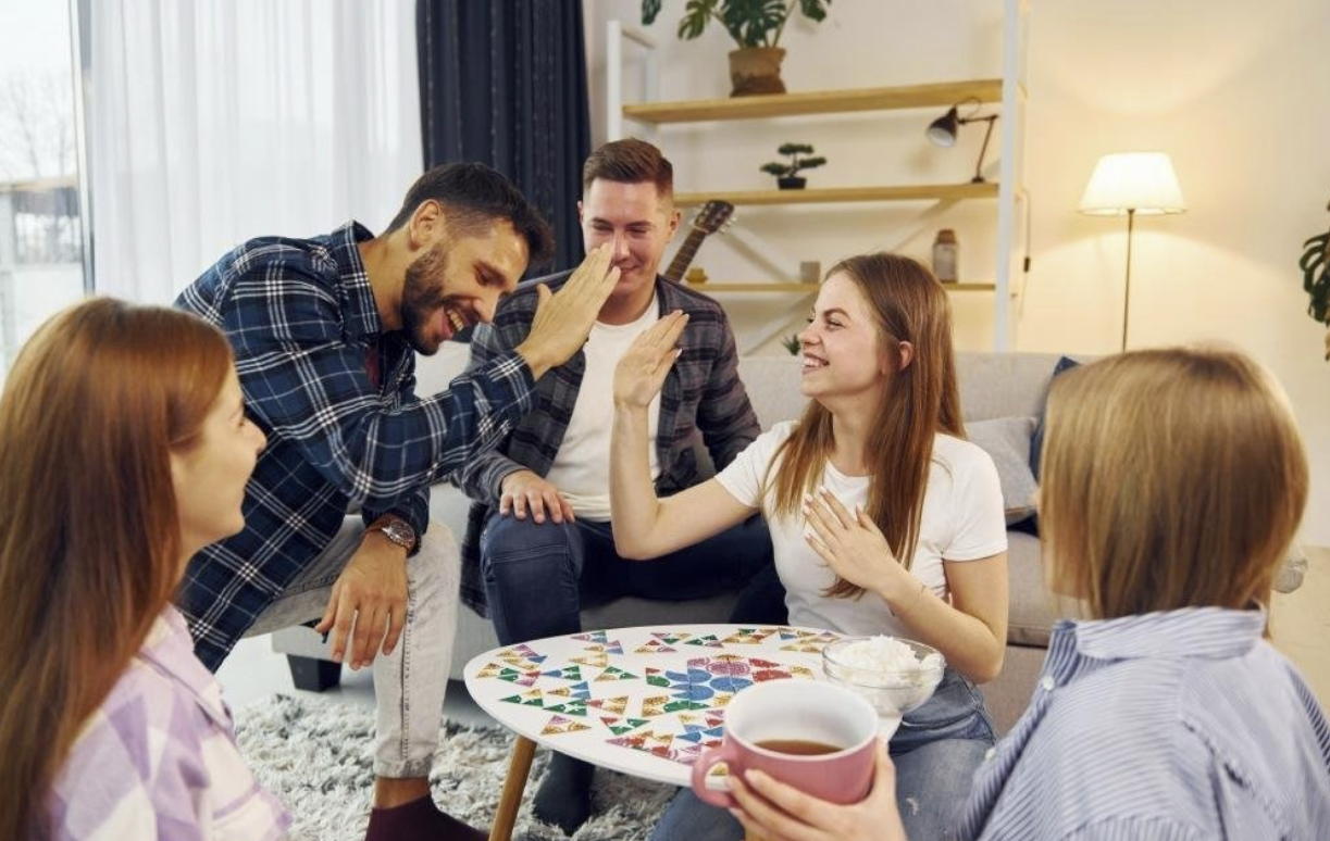 ​Магазин настольных игр и подарков "Мосигра"