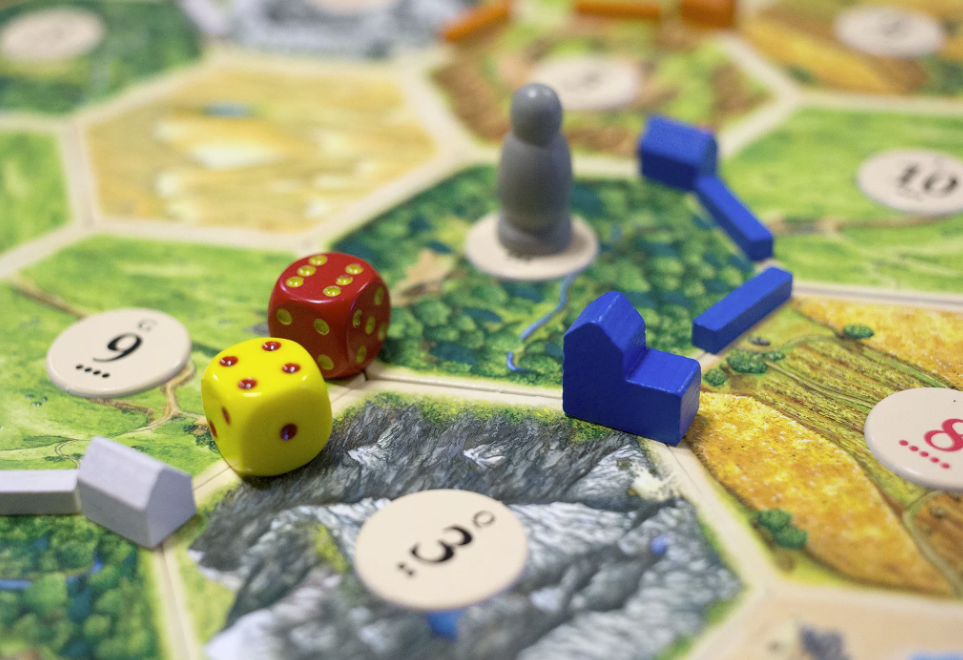 ​Клуб настольных игр "Шесть чудес"