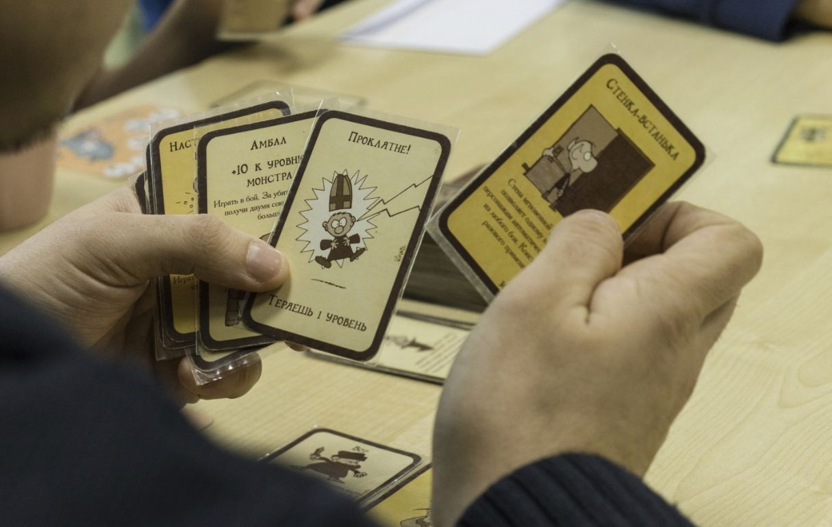 Клуб умных настольных игр "Clever"