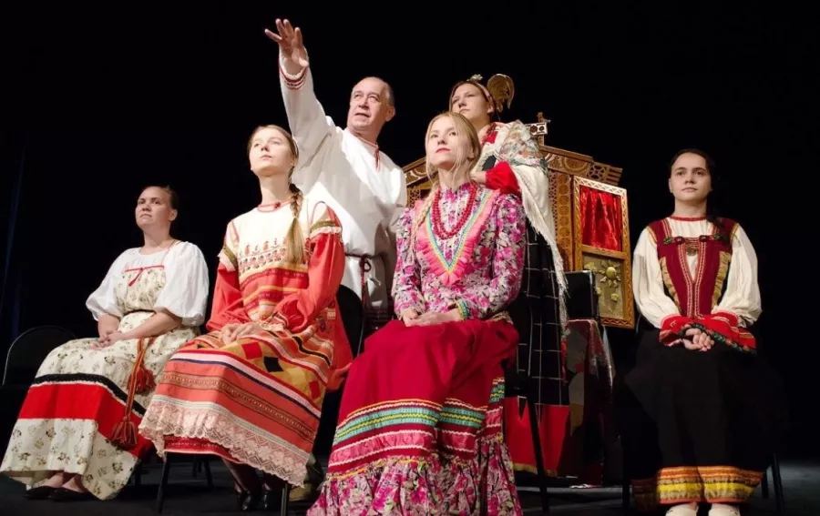 Курсы творчества и рукоделия Дом ремёсел в Астрахани: Курсы творчества, Курсы рукоделия, Дом ремесёл, Научиться петь, Концерты, Для детей и взрослых, Искусство, Творчество, Ансамбли, Я танцор, Я художник,