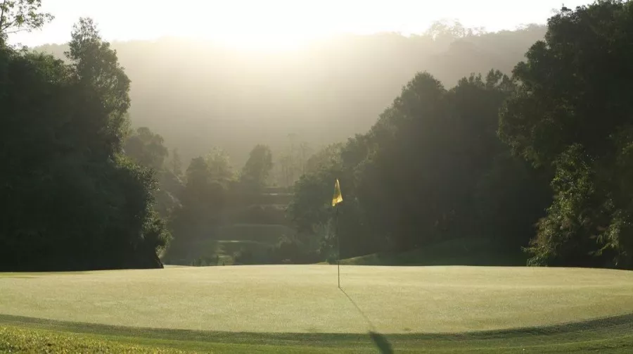 Голь-Клуб Red Mountain в Пхукете: Golf, Golf Field, Restaurant , Ресторан, Гольф, Поле Для Гольфа ,