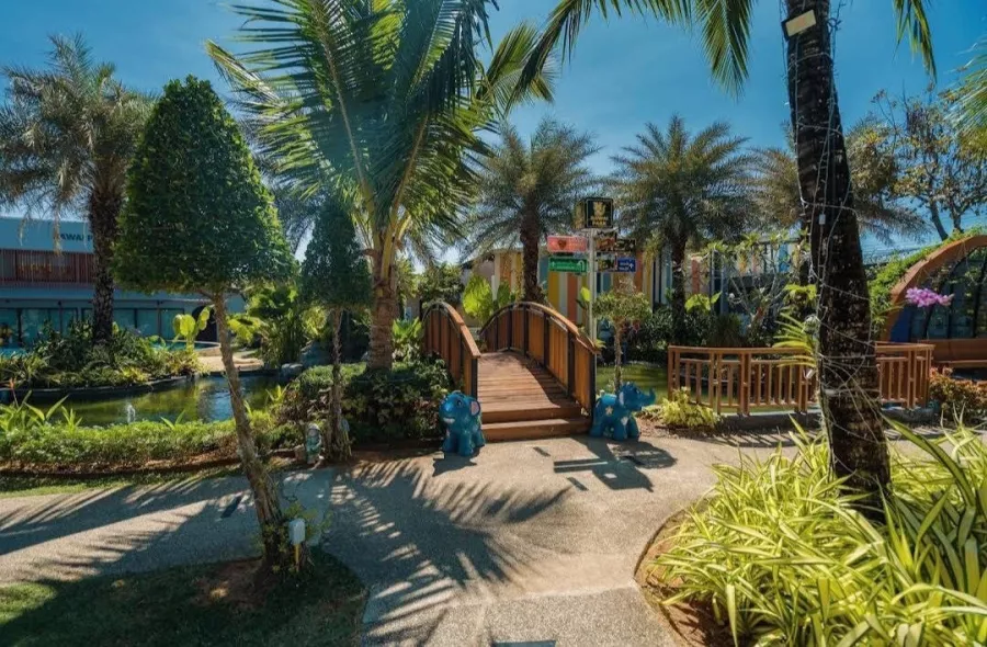 Отель Rawayana Central Park Villas в Пхукете: Hotel, For Kids, Swimming Pool, Отель, Вилла, Бассейн, Для детей, Villa,
