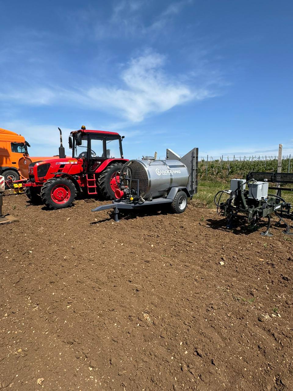 Винодельня "Domaine de la Vivandiere"