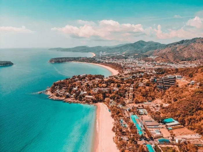 Отель Chanalai Flora Resort в Пхукете: Отель, Бассейн, 