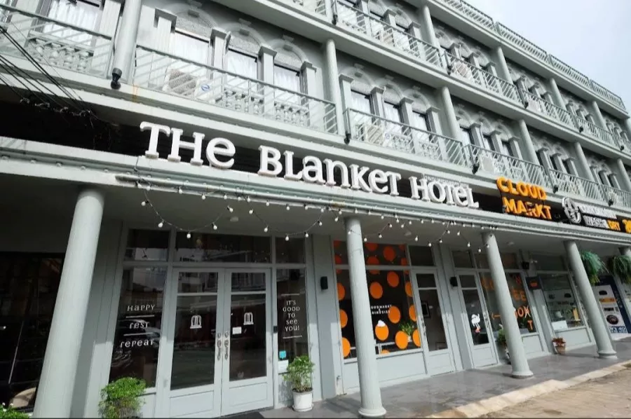 Отель The Blanket в Пхукете: Отель, Кофе, Ресторан,