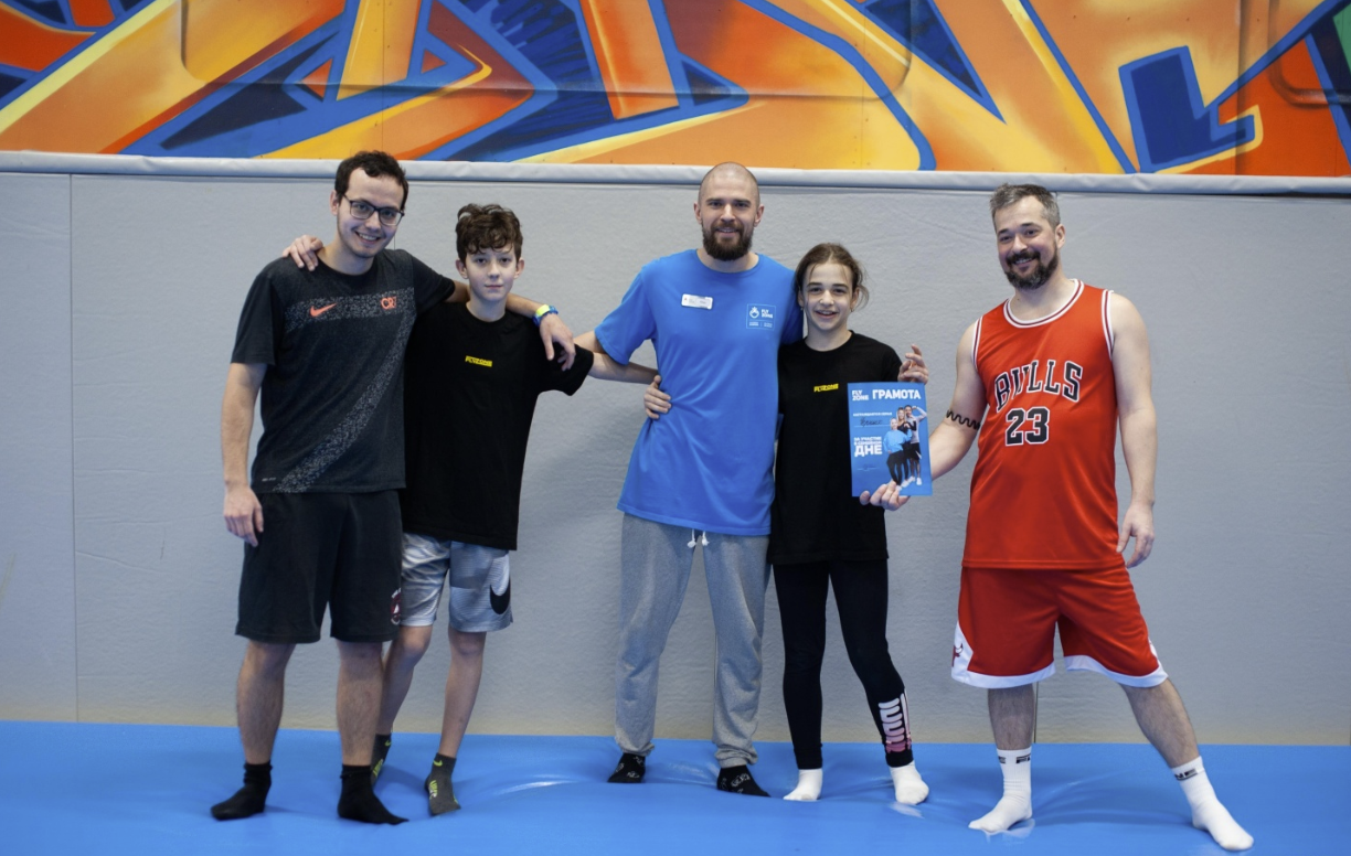 Спортивный центр "Fly Zone" на Дзержинского