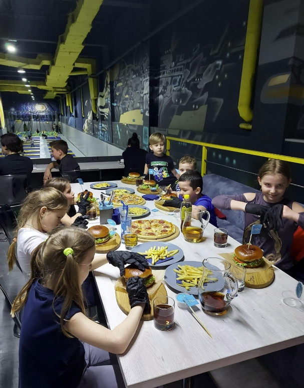 Спортивный центр "Fly Zone" на Дзержинского