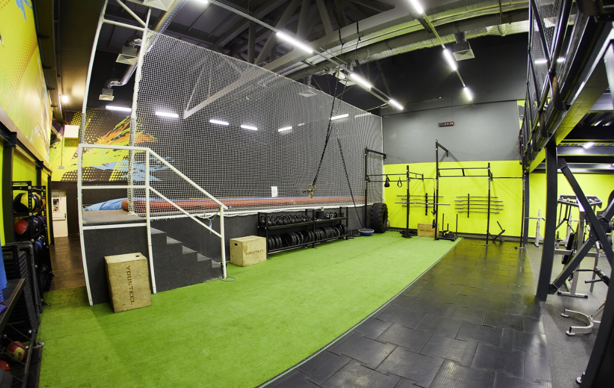 ​Скалодромы "Sportstation" на Новоостаповской 